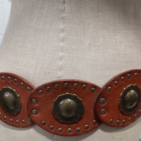 Vintage Y2K bebe genuine leather Western, Bohemian chuncky style belt - Picture 4 of 7